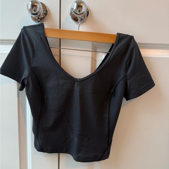 lululemon align tee - Picture 2 of 4